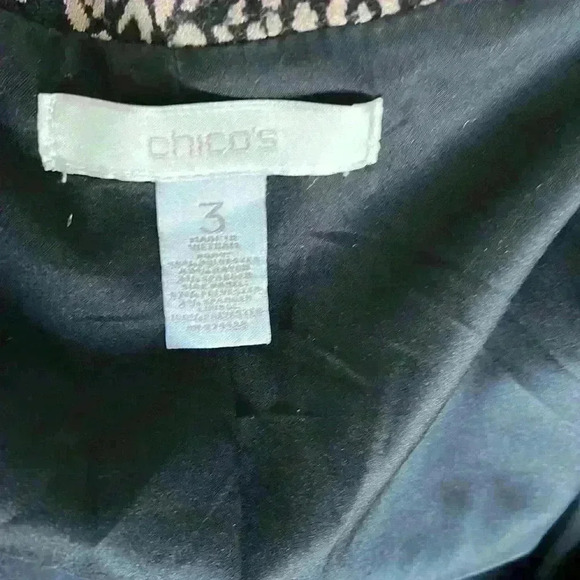 Chico’s Size 3 stretch jacket - Picture 6 of 6